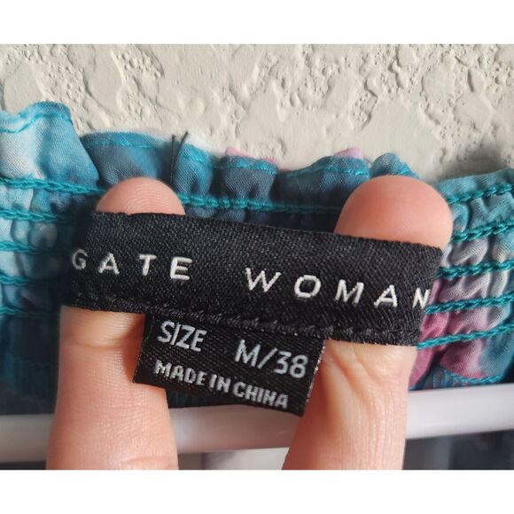 Gate Woman Sz M Watercolor Print Semi Sheer Blouse Short Sleeve Pastel - Picture 2 of 3